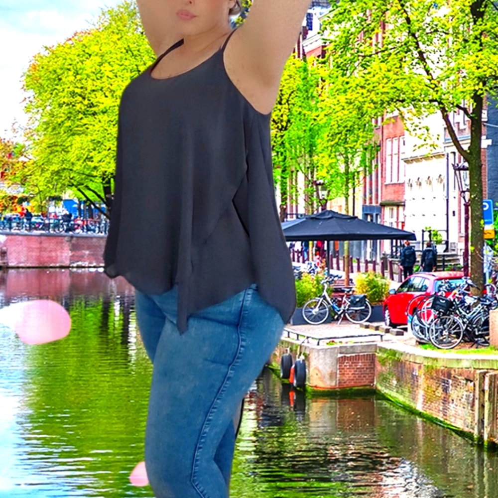 Double layered flowing blouse